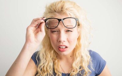 Melyek a „rossz” szemüveg tünetei?
